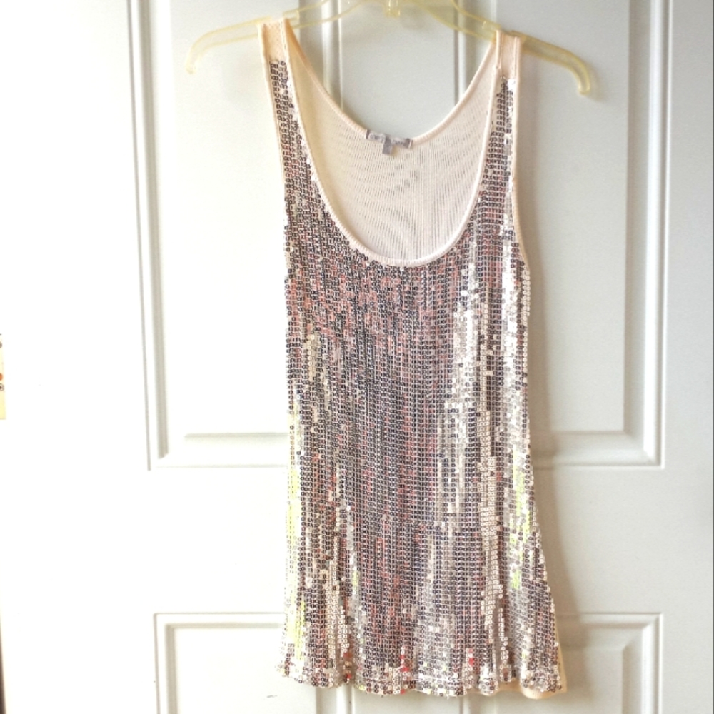 🦋Sequin tank top,Medium🦋 - Picture 2 of 6